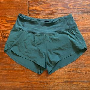 Outdoor Voices Exercise 2.5” Shorts